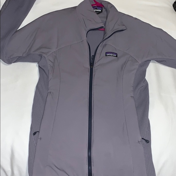Patagonia jacket. - Picture 2 of 8